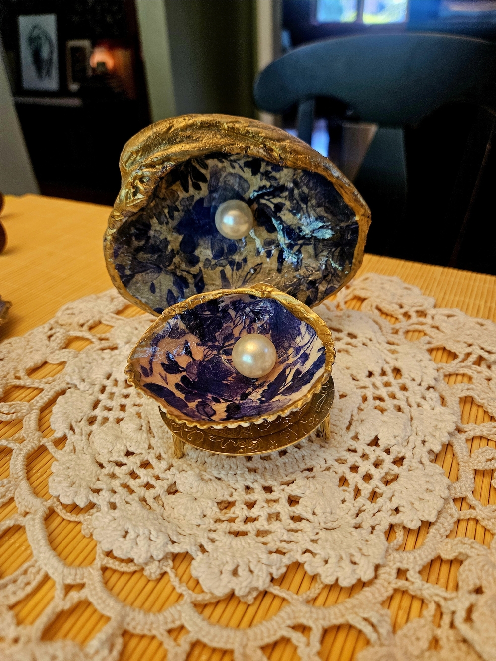 Handcrafted Decorative Gold Shell Trinket Dishes with Pearl Accent